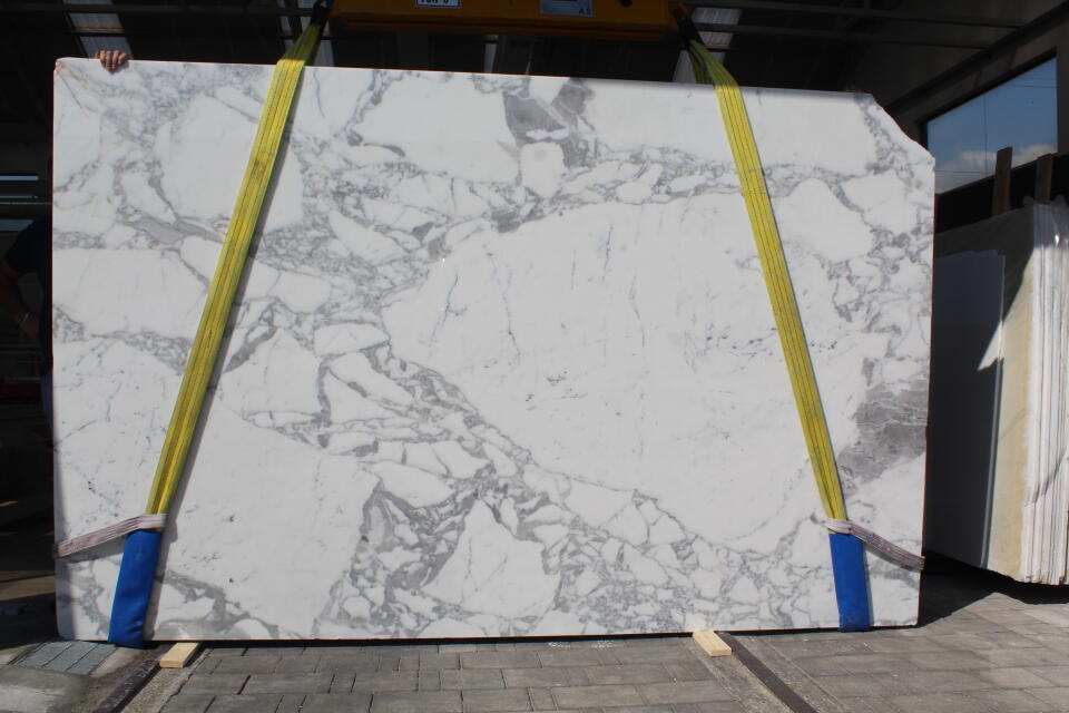 Calacatta Carrara