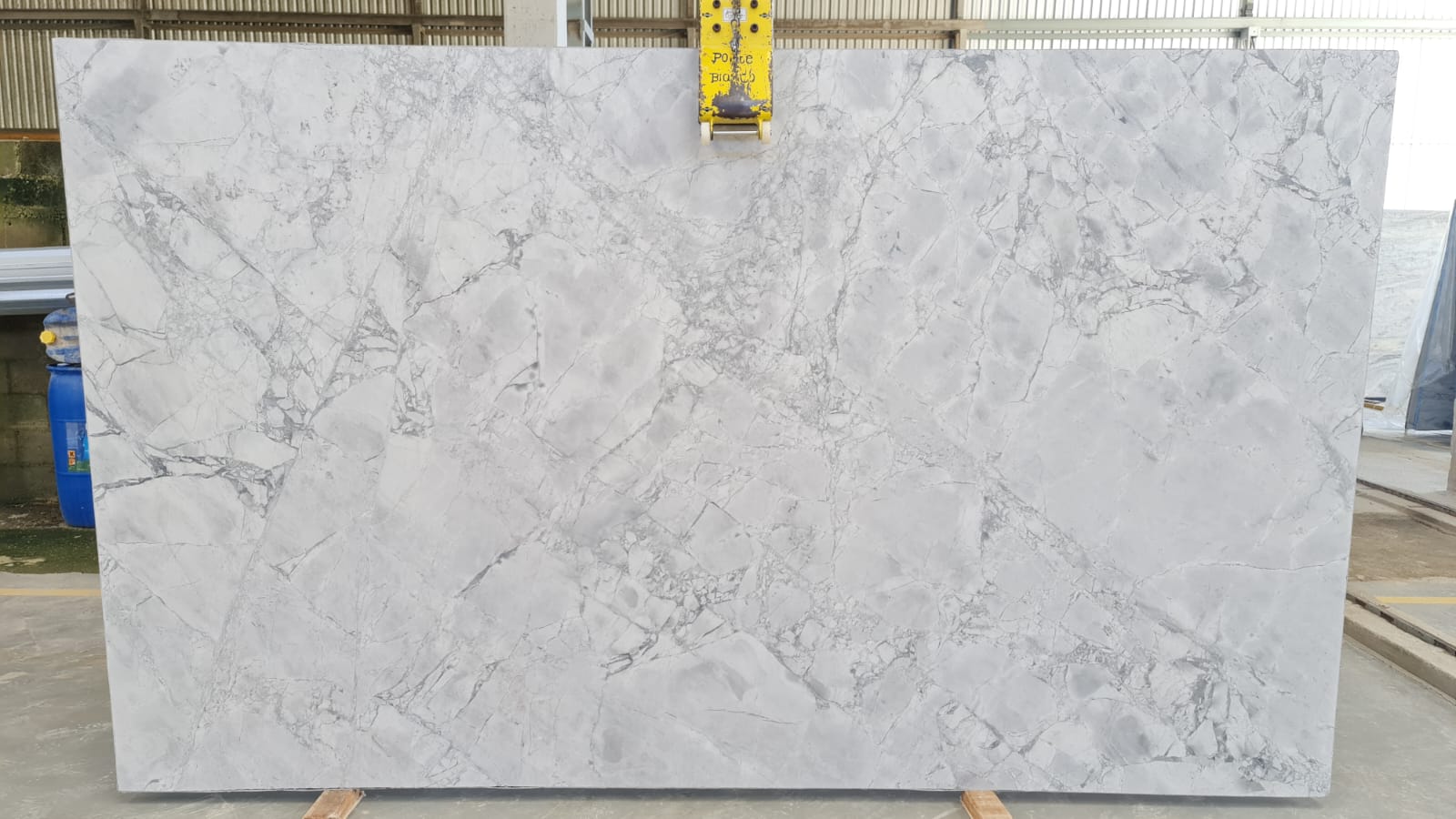 Super White Quartzite slab at Modul Marble