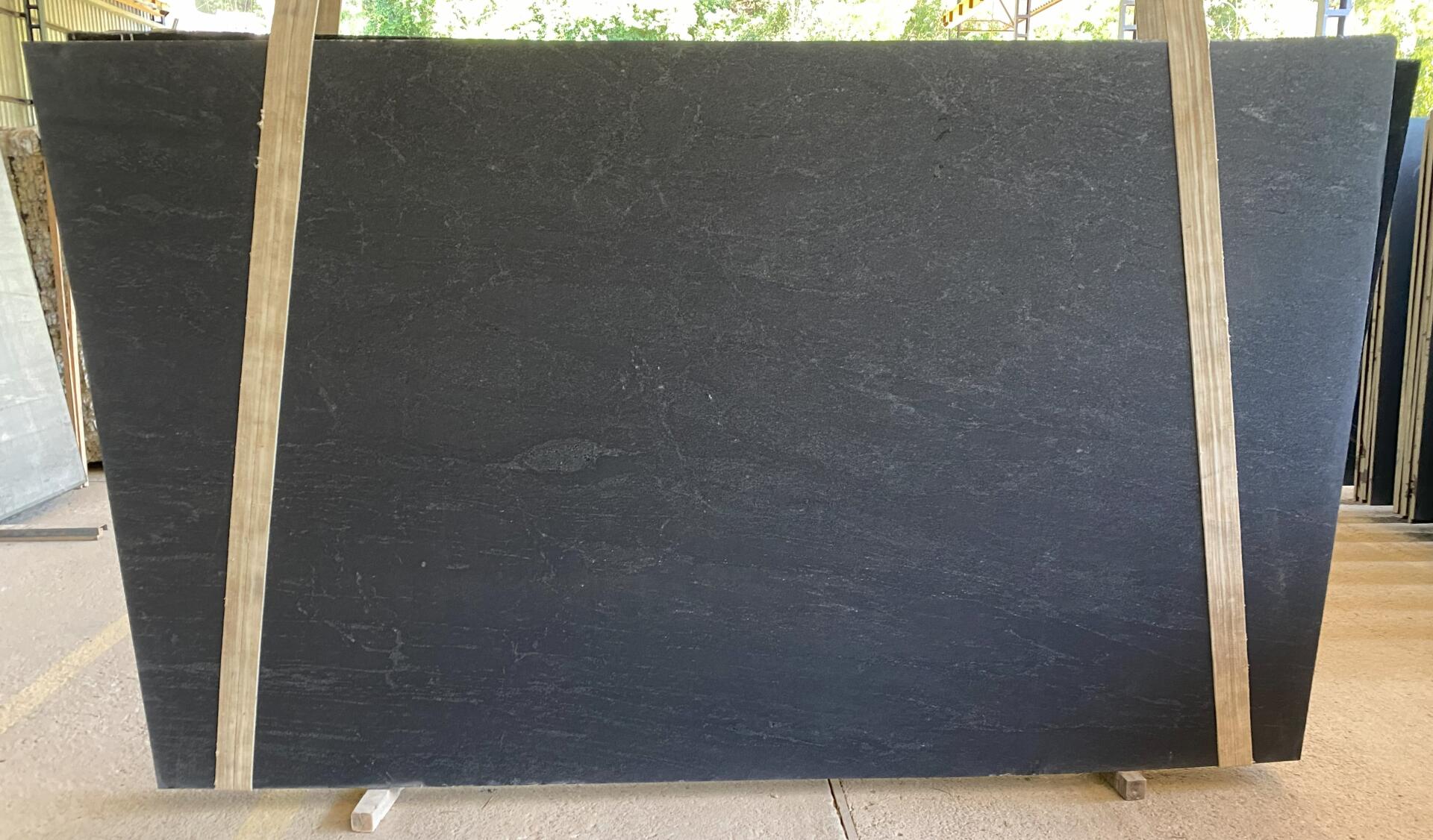 Ebony/Negresco