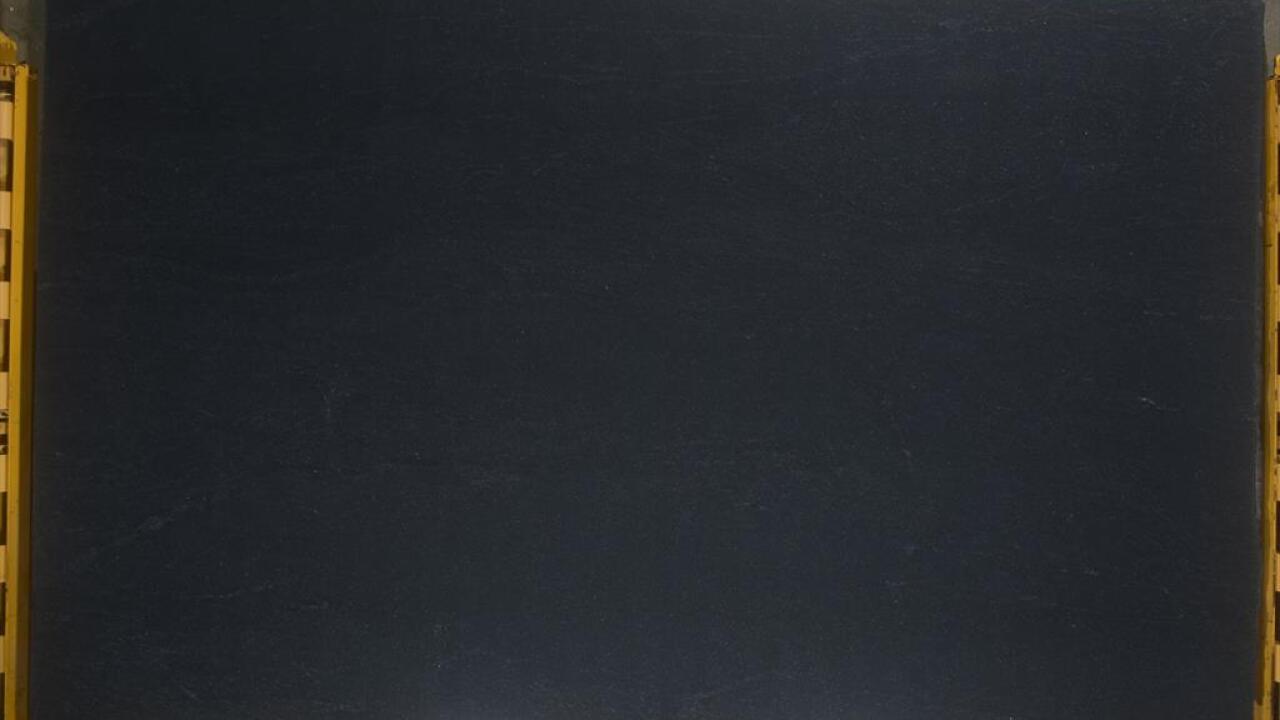 Ebony/Negresco Honed Finish 3cm