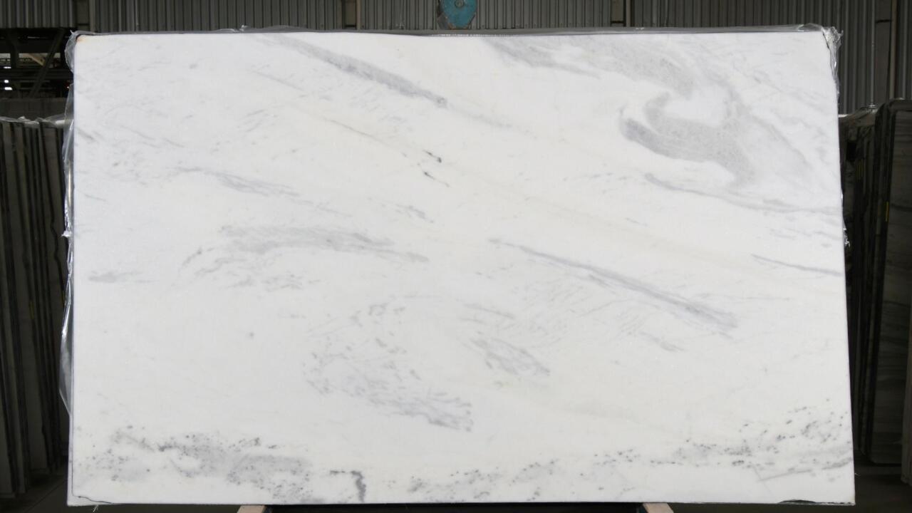 Brazilian Thassos/Bianco Olinda Leather Finish 3cm