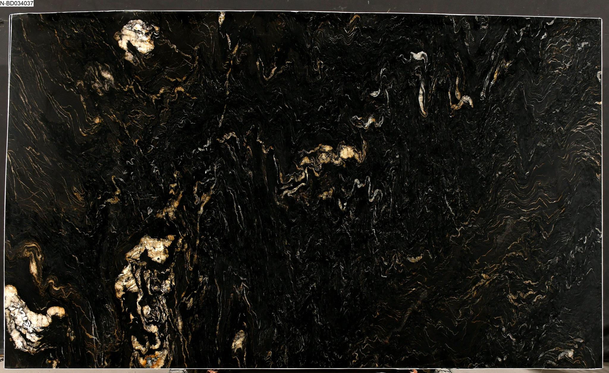 Titanium Gold Leather 2cm Granite by PACIFICA