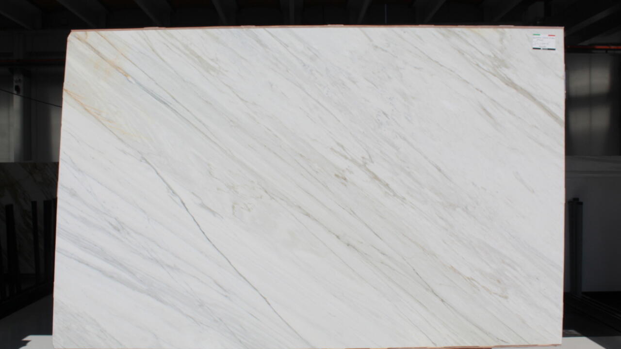 Calacatta Cremo Honed 2cm