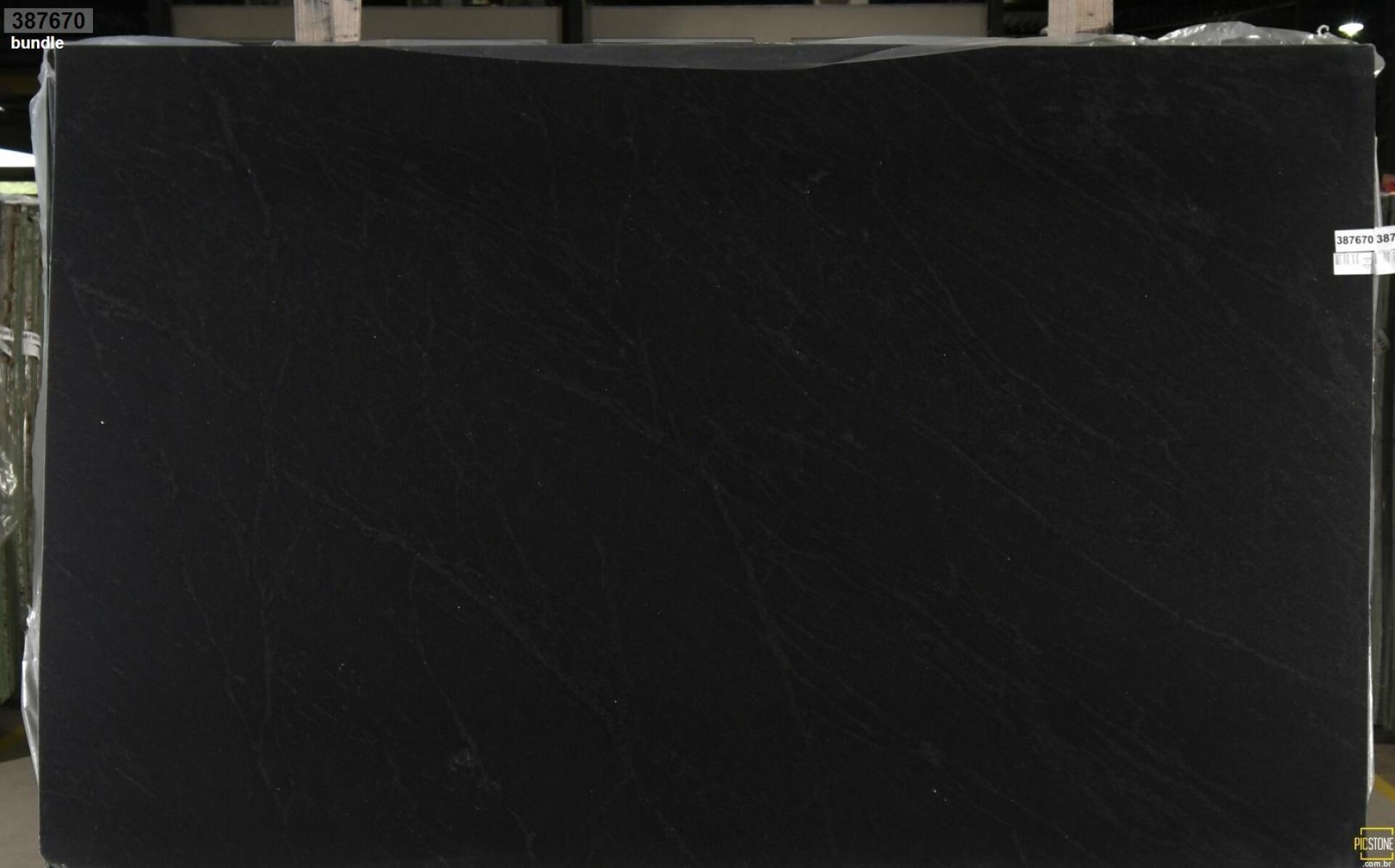 Ebony/Negresco