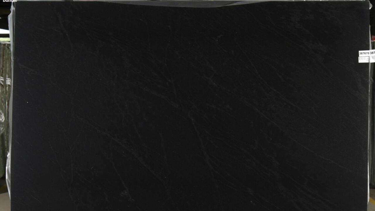 Ebony/Negresco Honed Finish 3cm