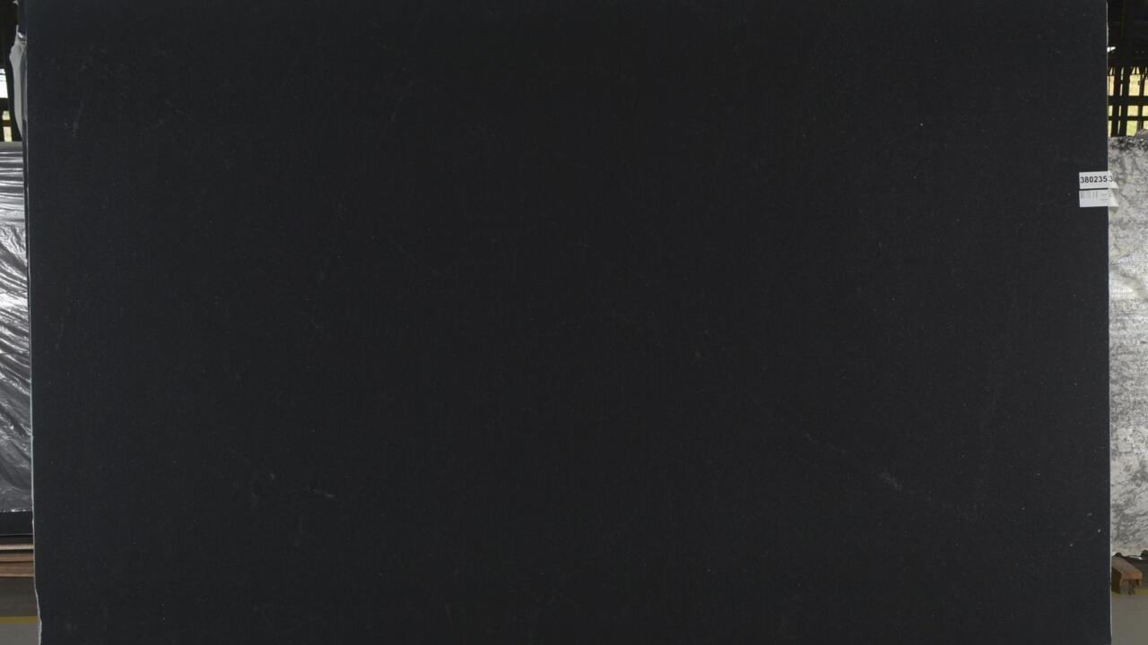 Ebony/Negresco Honed Finish 3cm
