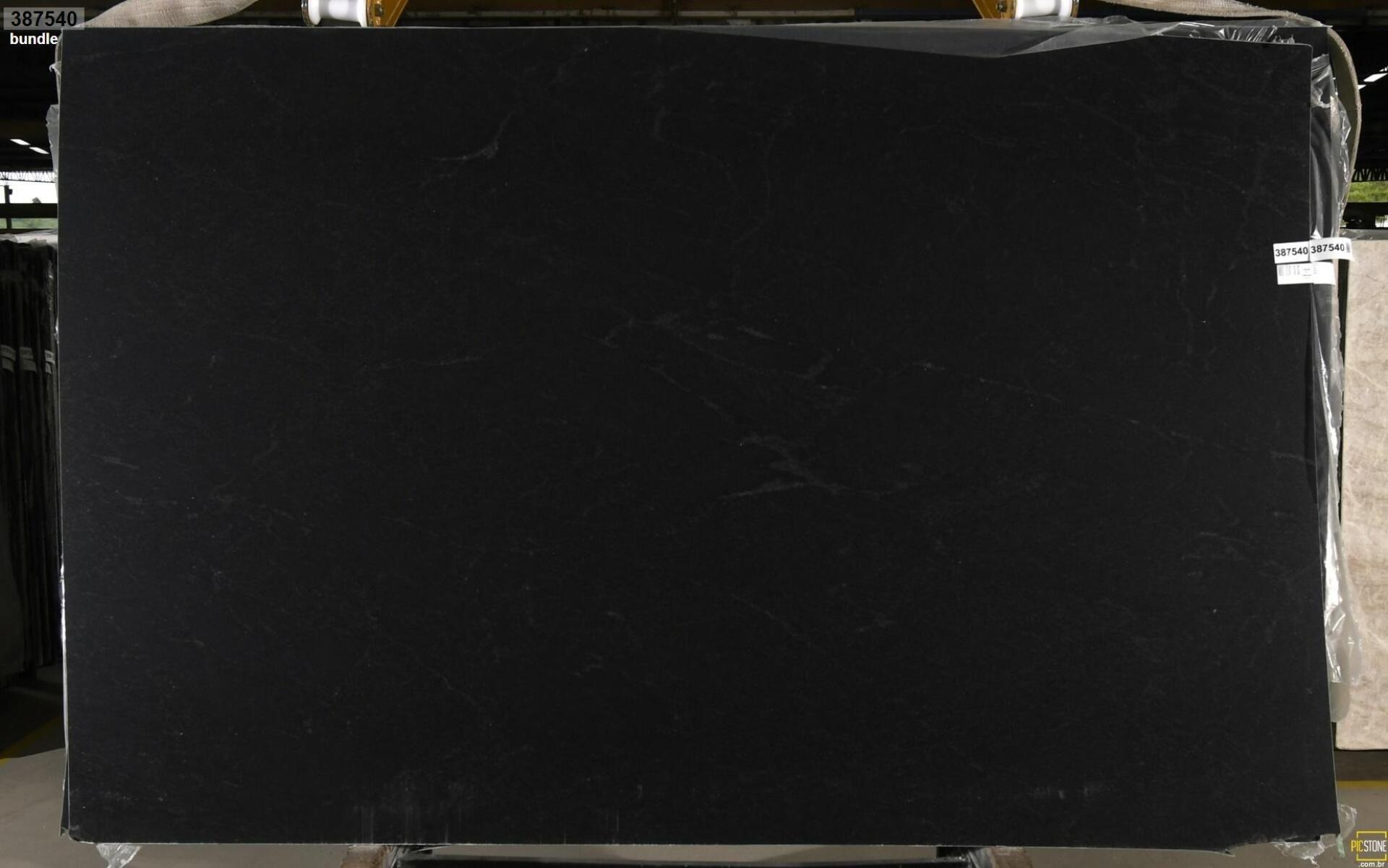 Ebony/Negresco
