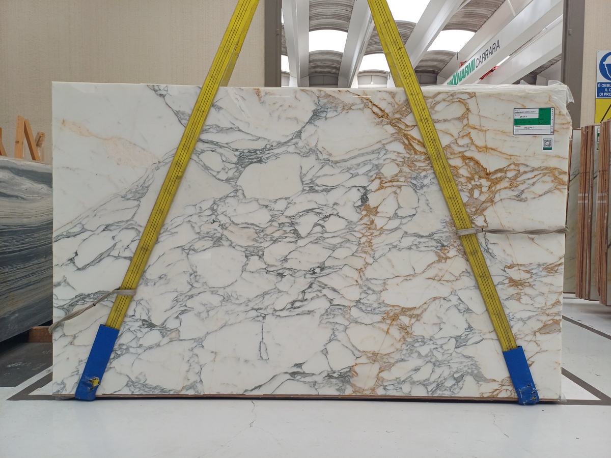 Arabescato Gold Polished 2cm Marble by PACIFICA