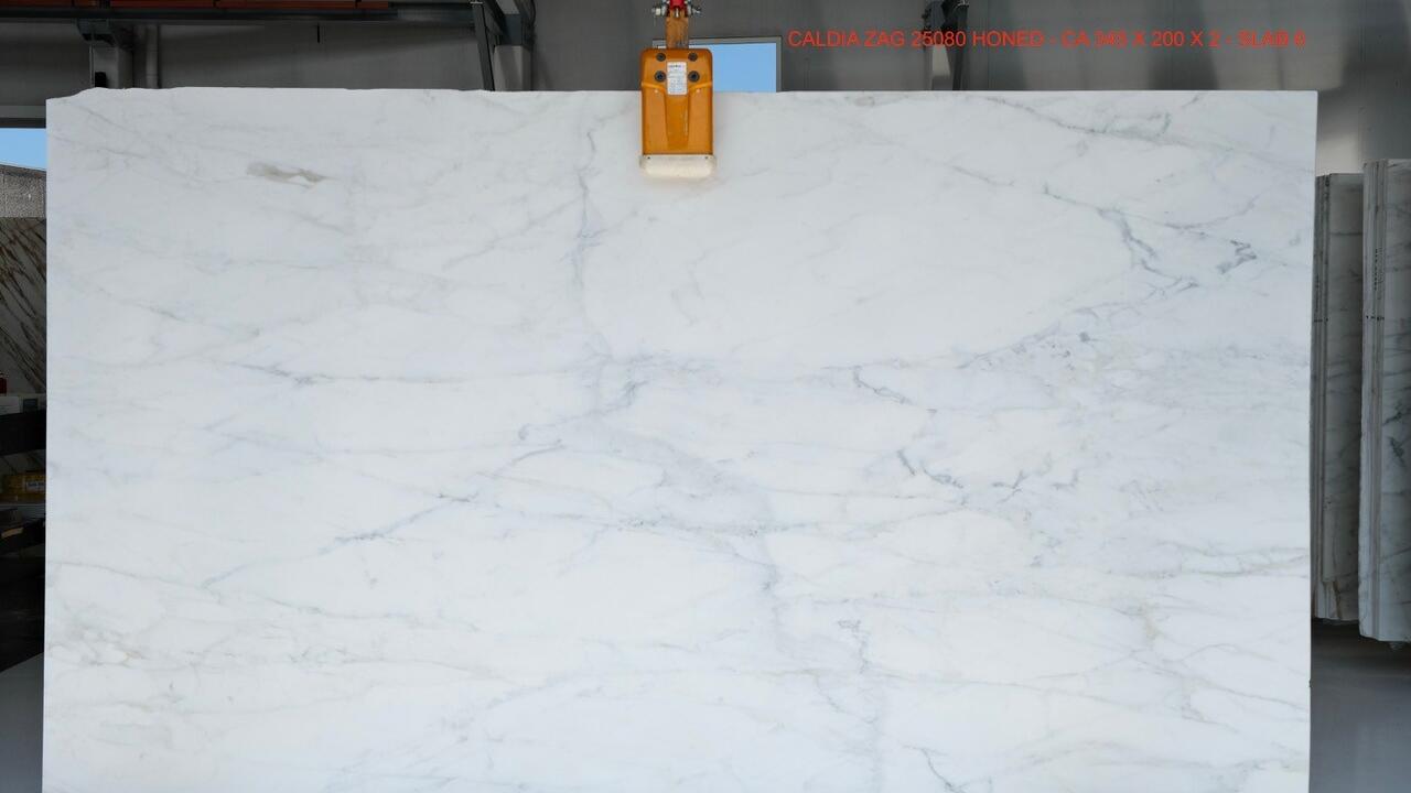 Calacatta Caldia Honed 2cm