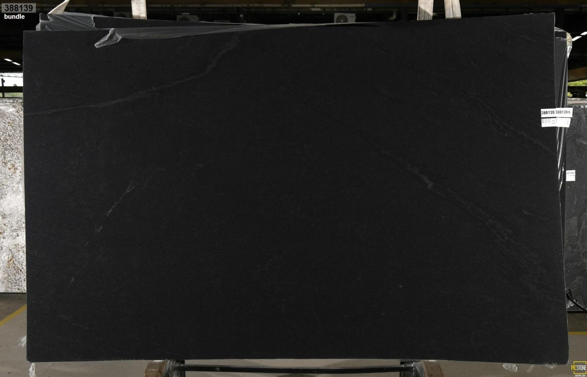 Ebony/Negresco