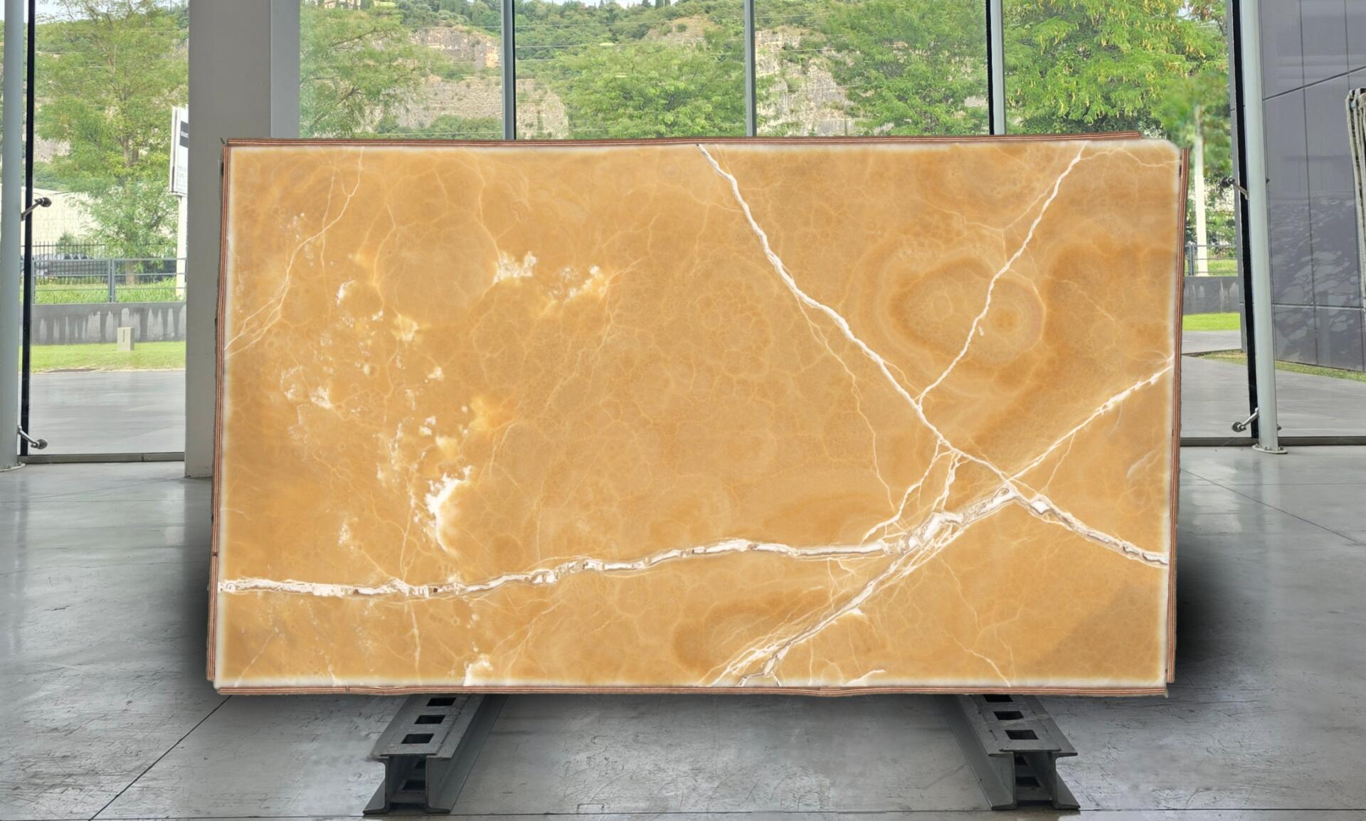Arancio Onyx