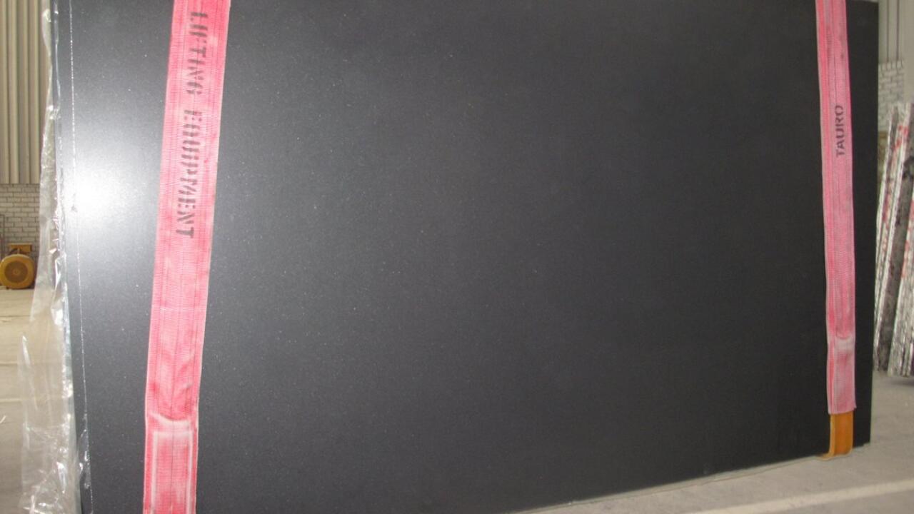Absolute Black Honed/Leather 3cm