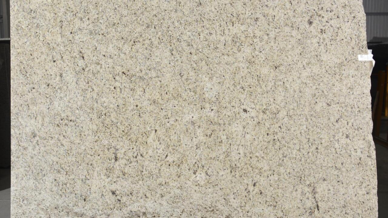 Giallo Ornamental 3cm