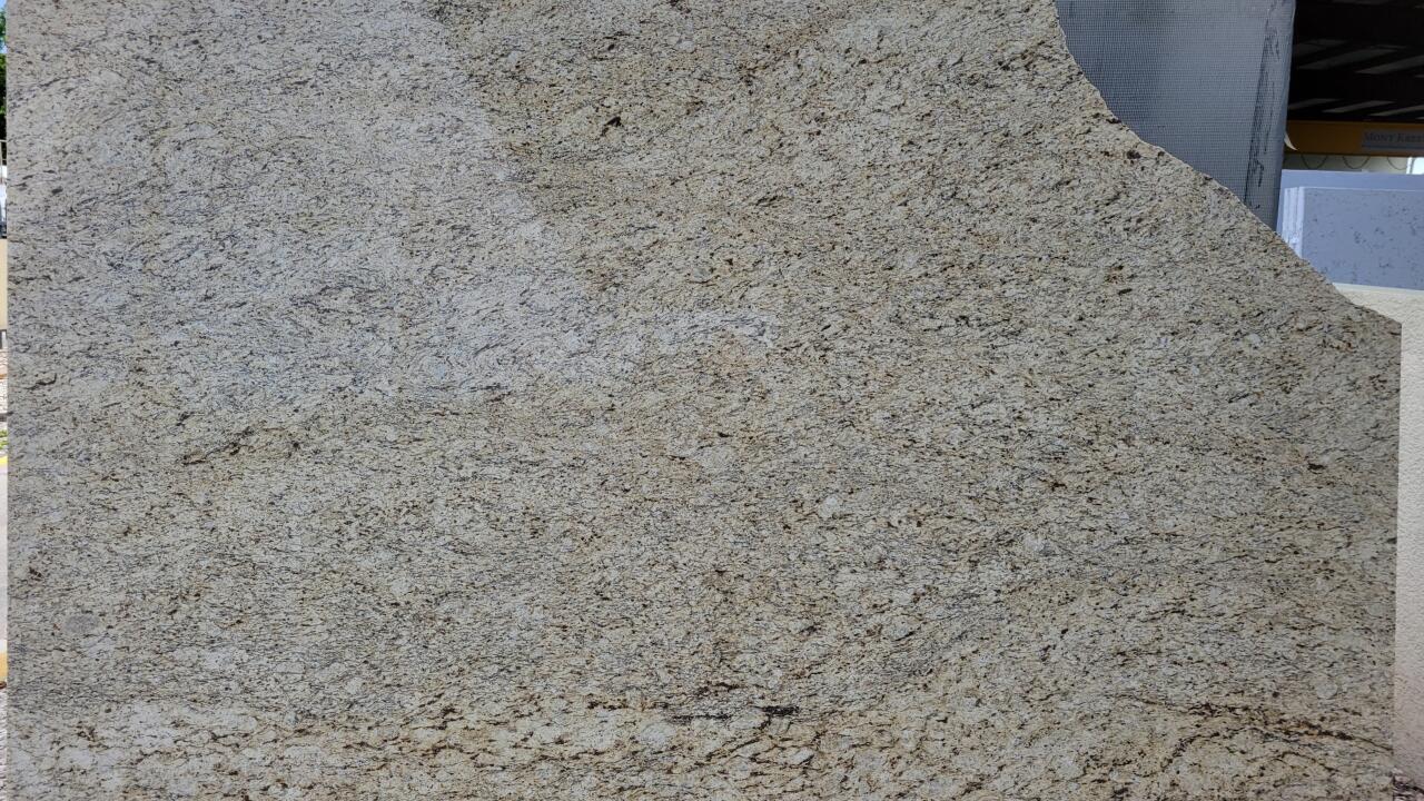 Giallo Ornamental 3cm