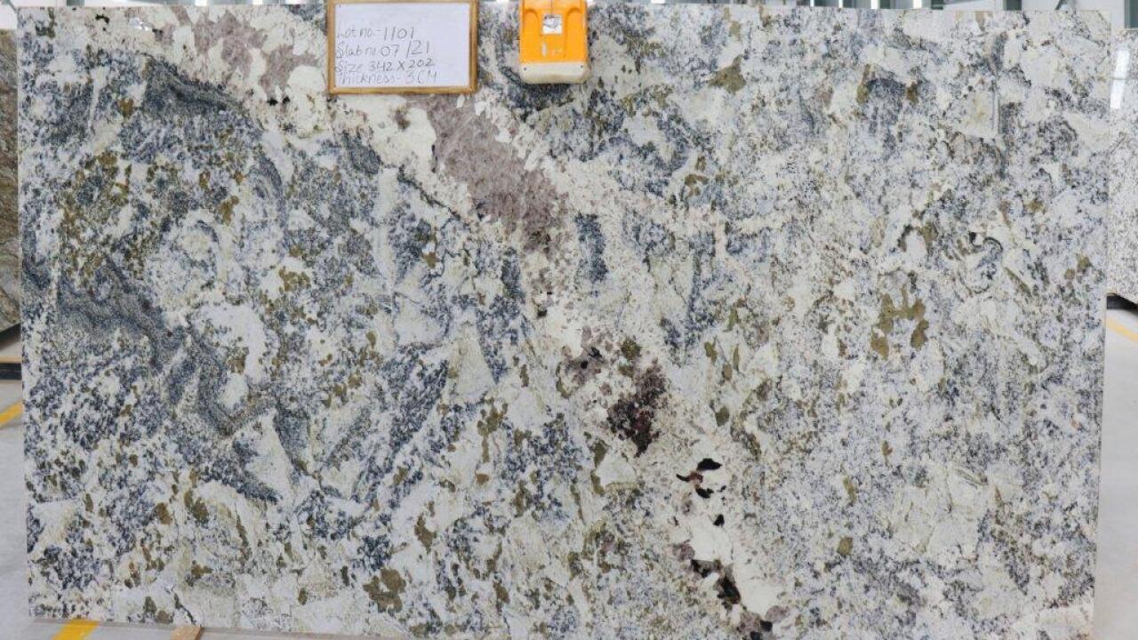 White Nuvo 1st Choice 3cm