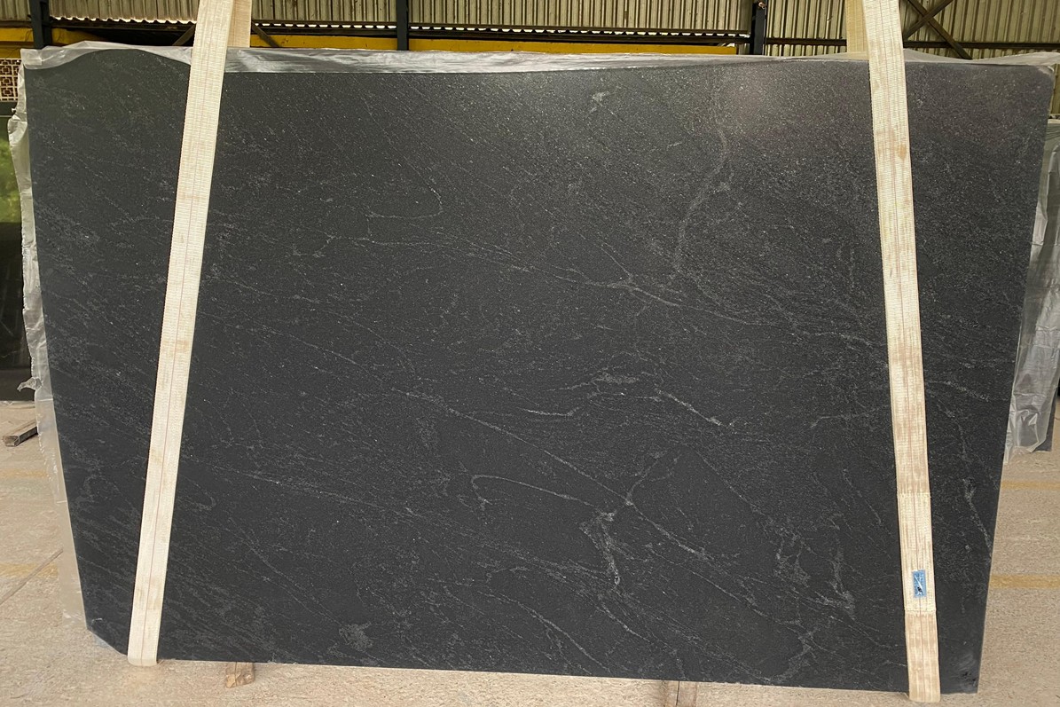Ebony/Negresco
