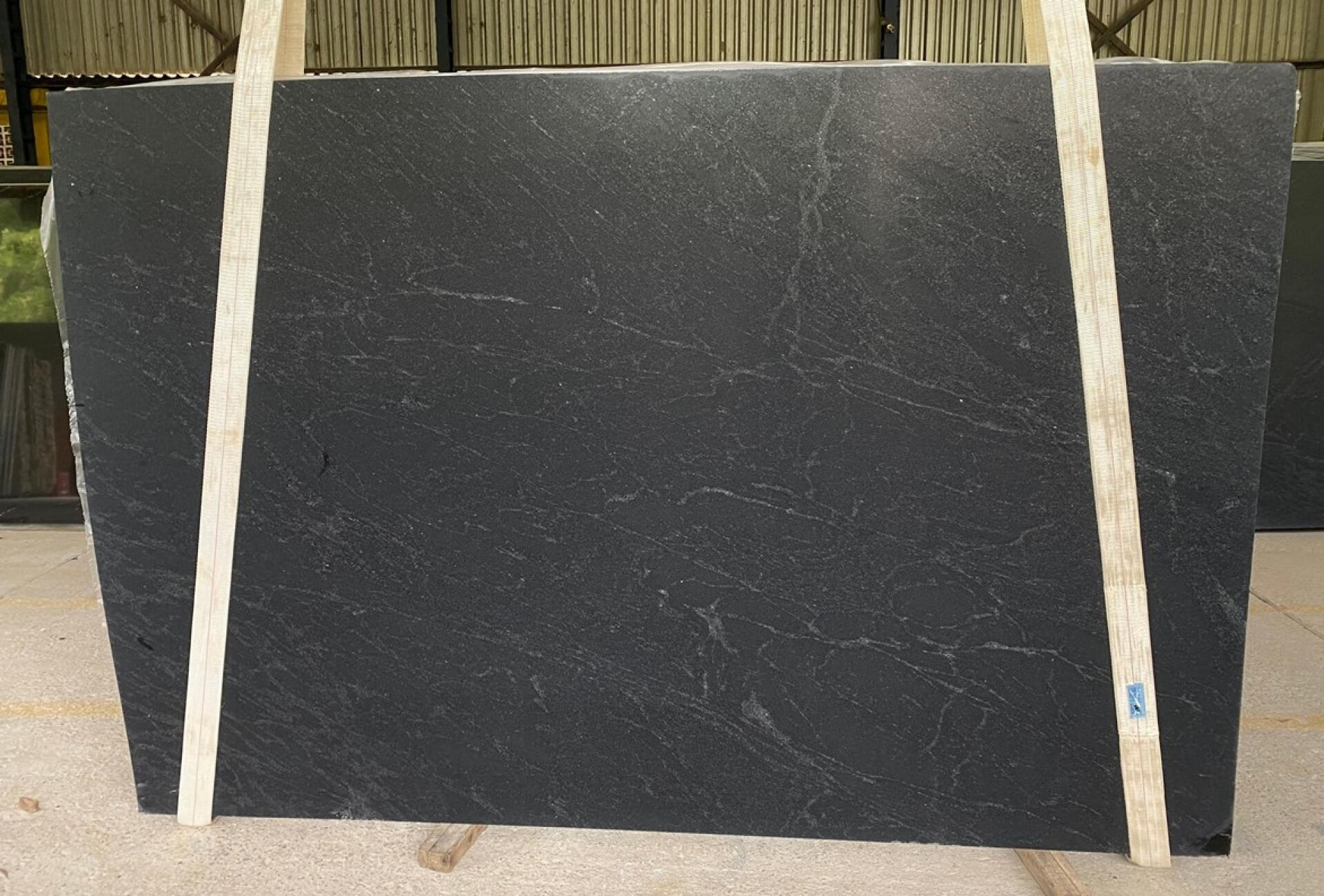 Ebony/Negresco