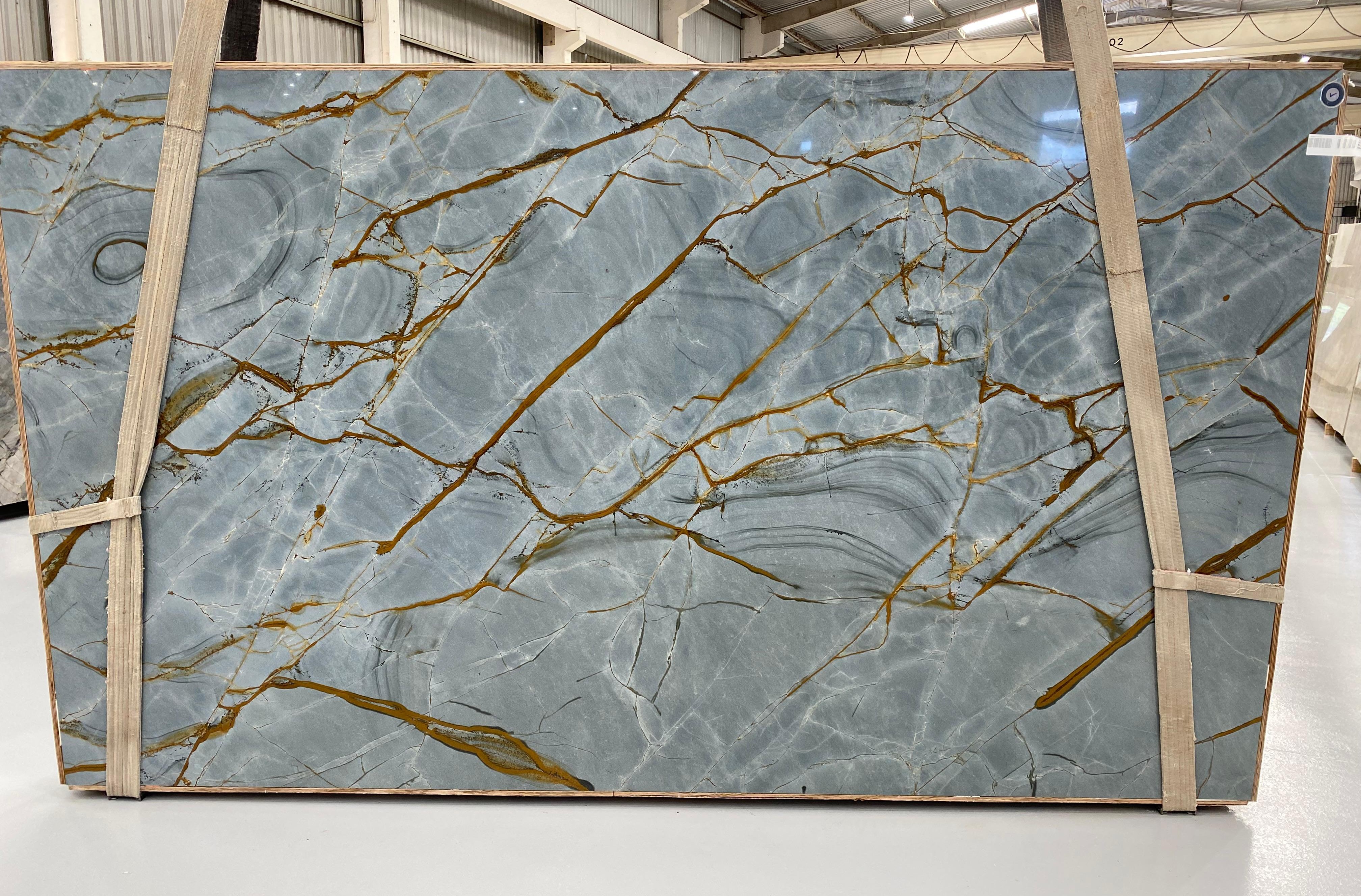 Blue Roma Quartzite slab at Modul Marble