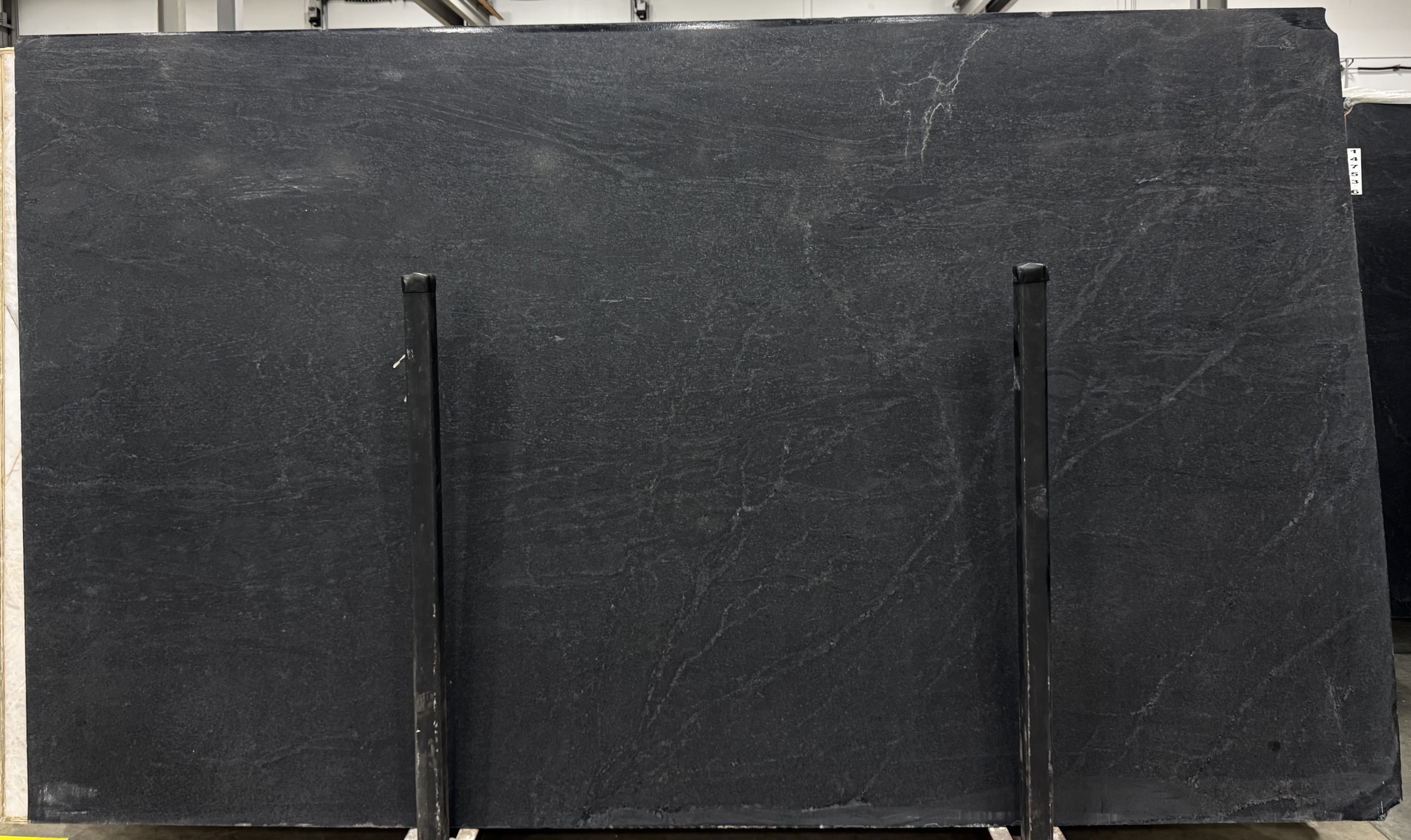 Ebony/Negresco