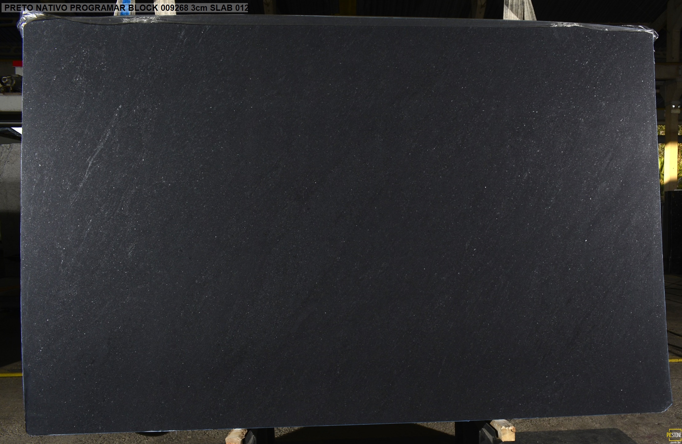 Ebony/Negresco