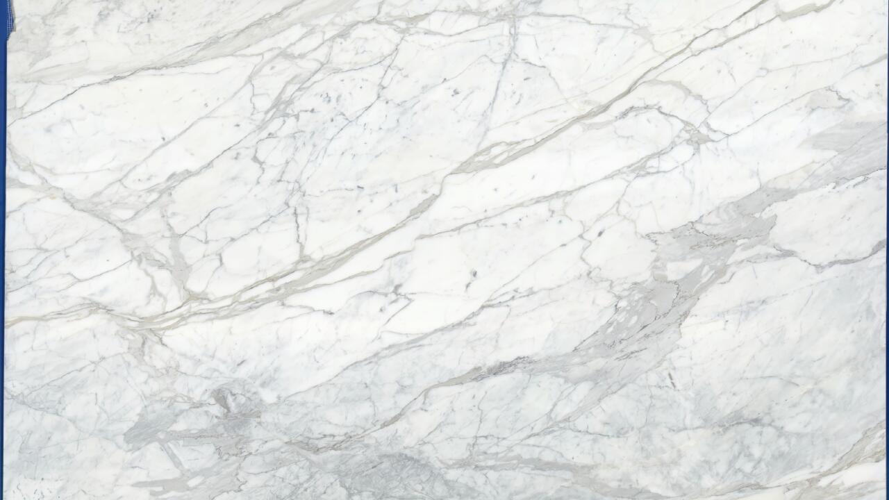 Calacatta Cremo