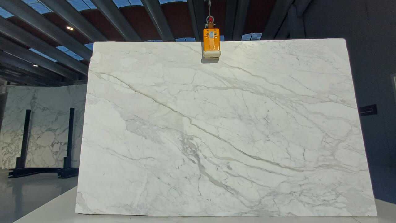 Calacatta Cremo