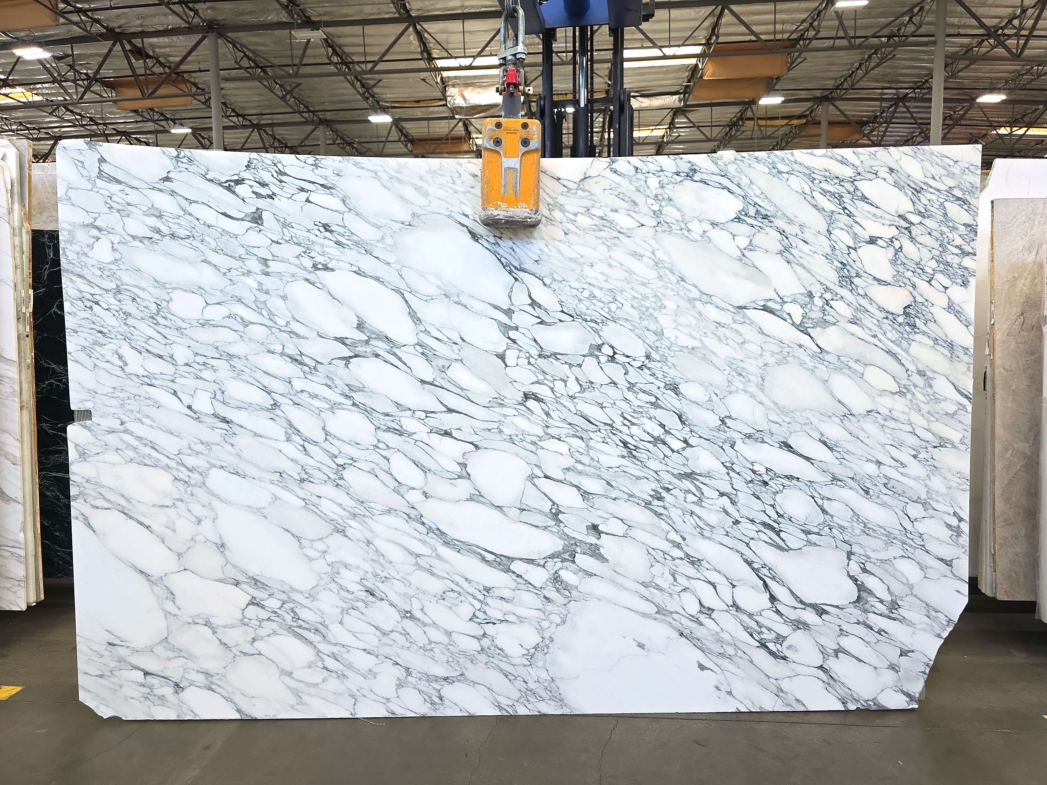 Calacatta Marble slab at Modul Marble