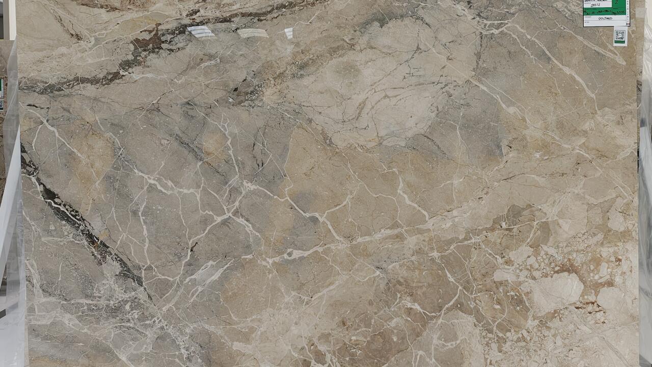 Breccia Aurora