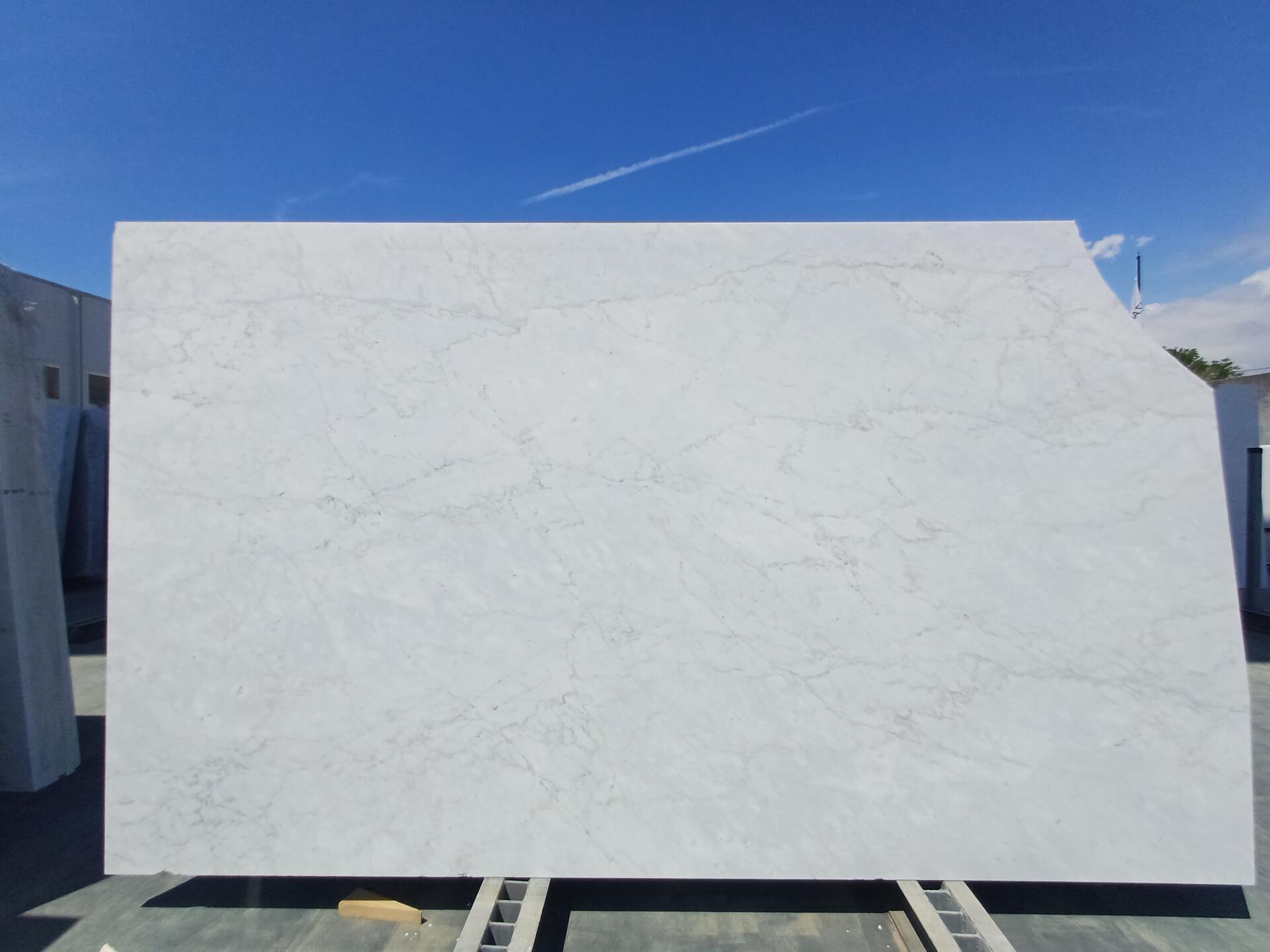 Bianco Carrara