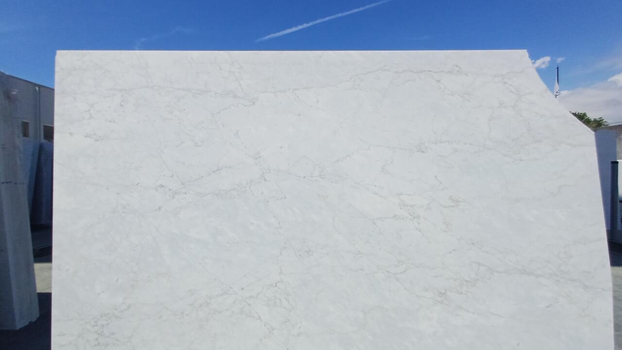 Bianco Carrara