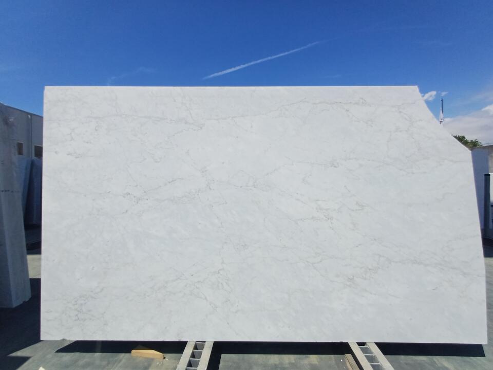 Bianco Carrara