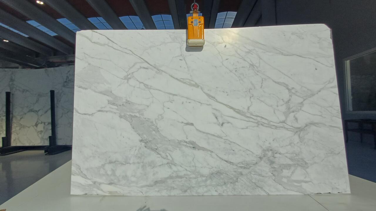 Calacatta Cremo