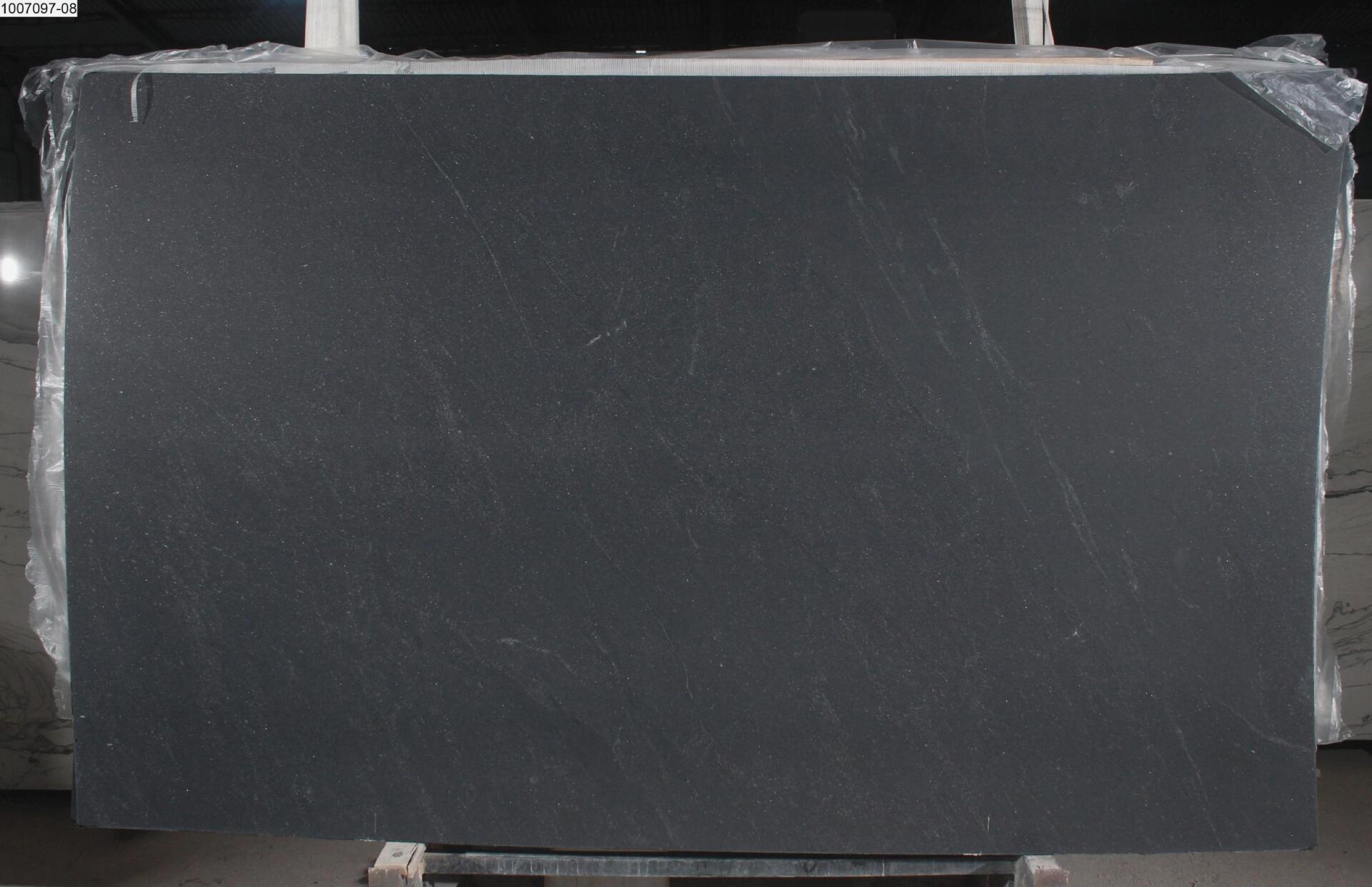 Ebony/Negresco