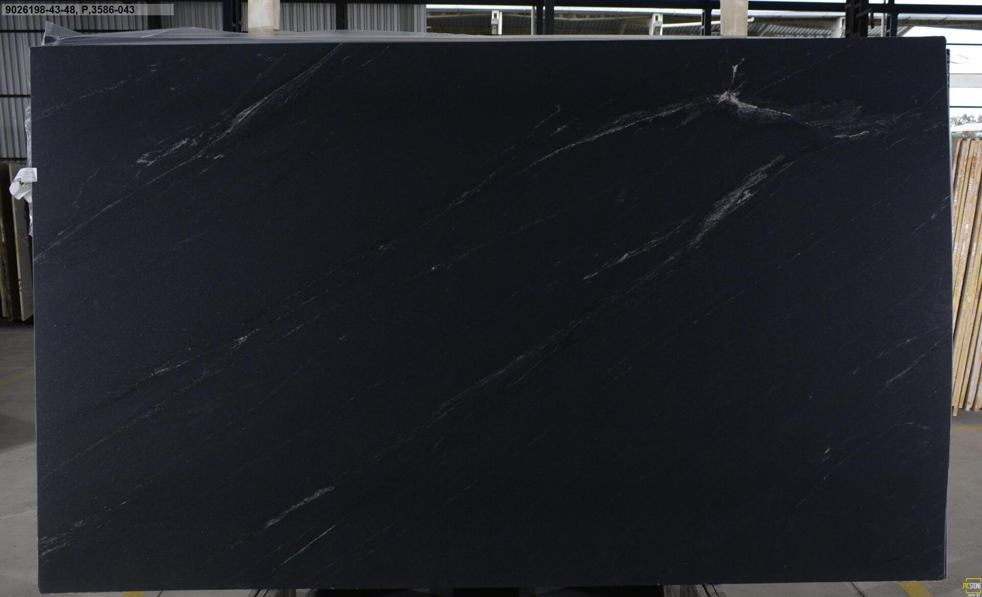 Ebony/Negresco