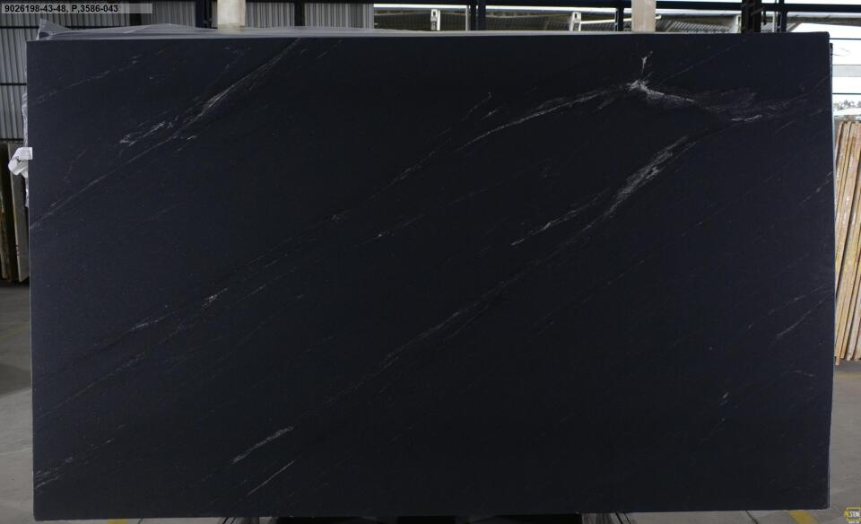 Ebony/Negresco