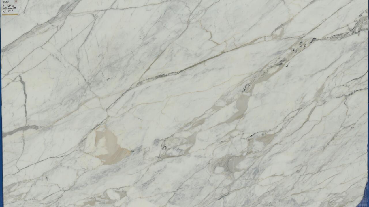 Calacatta Cremo