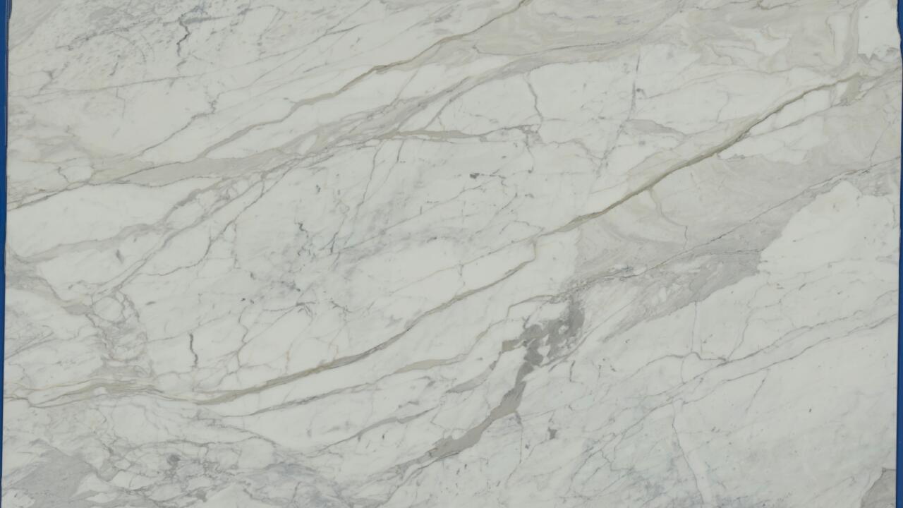 Calacatta Cremo