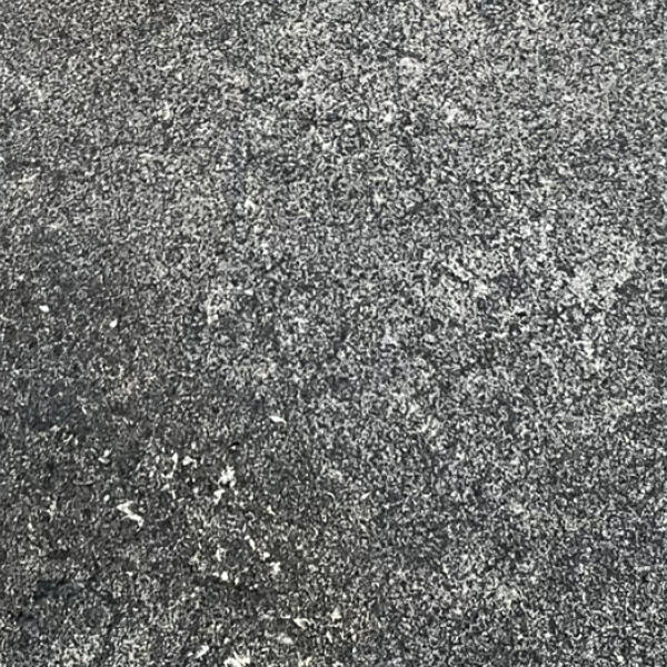 Petit Granit Flamed & Brushed 2cm