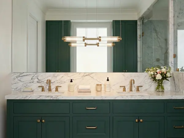 Calacatta Gold  Bathroom