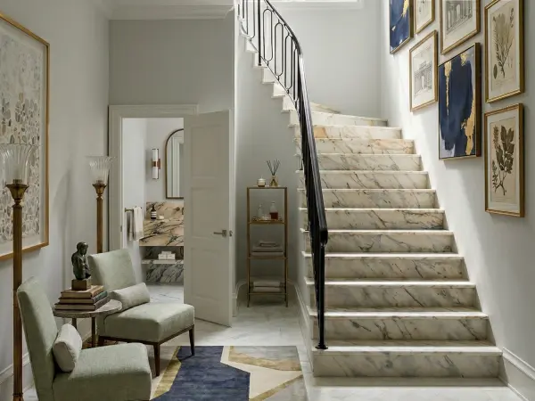 Calacatta Paonazzo Stairs