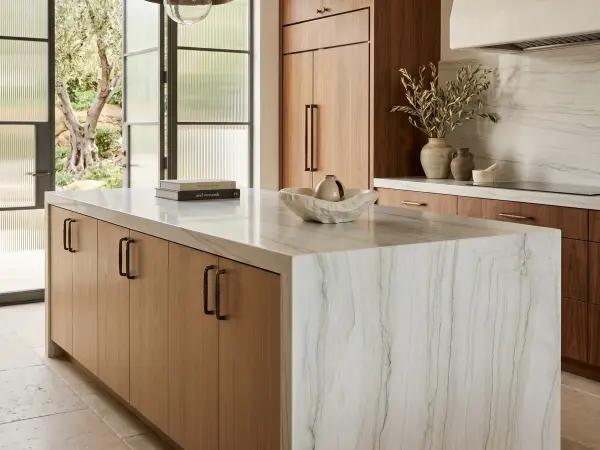 White Macaubas Kitchen