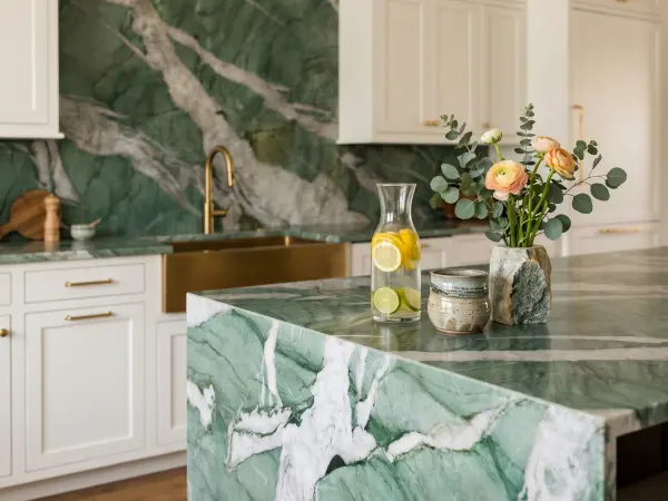 Botanic Crystal Transitional Kitchen