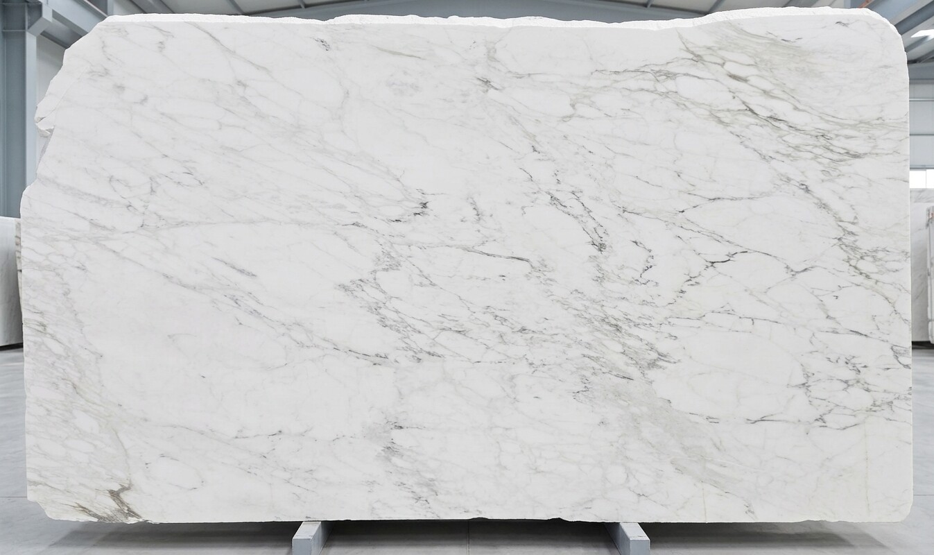 Calacatta Marble slab at Modul Marble