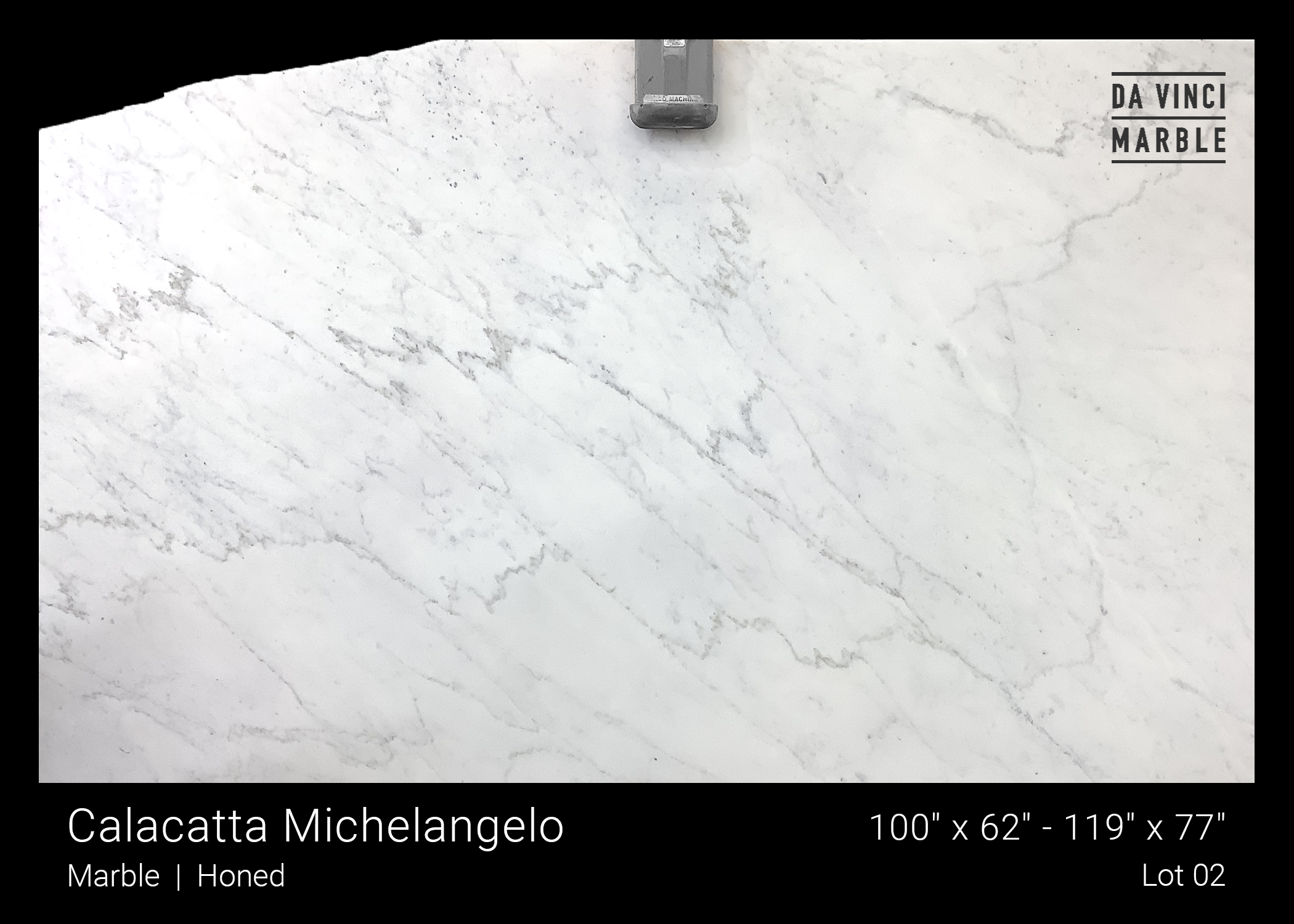 Calacatta Michelangelo Honed 3/4